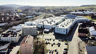 Wäre noch zu haben: Das Flabeg-Werk an der Glaserstraße in Furth.