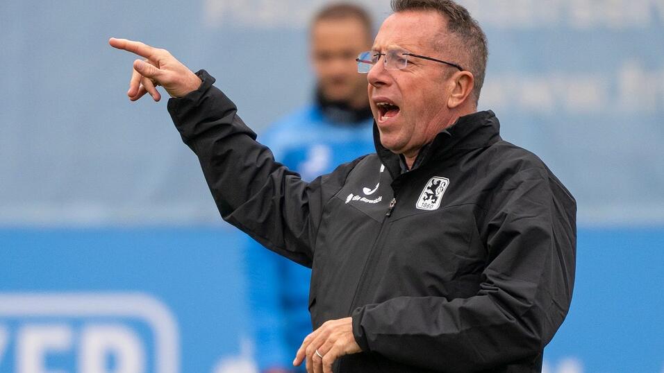 N&auml;chster R&uuml;ckschlag f&uuml;r 1860 M&uuml;nchen und Trainer Markus Kauczinski. (Archivbild)