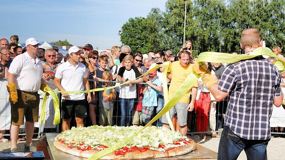 Die Spannung steigt: Der Burger wird zubereitet.