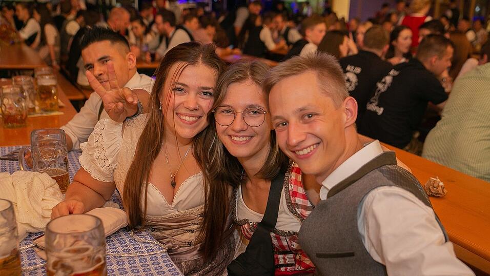 Die Partybilder vom Sonntag, 14. August 2022, aus dem Festzelt Greindl.