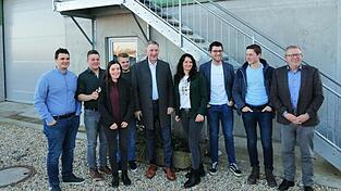 Studierende im Wintersemester mit dem Leiter des AfLE, Josef Eichenseer (r.), stellten dem BBV-Präsidenten Günther Felßner (M.) ihre Fragen in Sachen Zukunft für die Landwirtschaft.