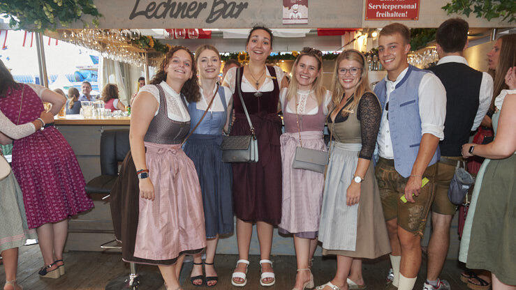 Die Partybilder vom Mittwoch, 14. August 2024, aus dem Festzelt Lechner. Die Partybilder vom Mittwoch, 14. August 2024, aus dem Festzelt Lechner.
