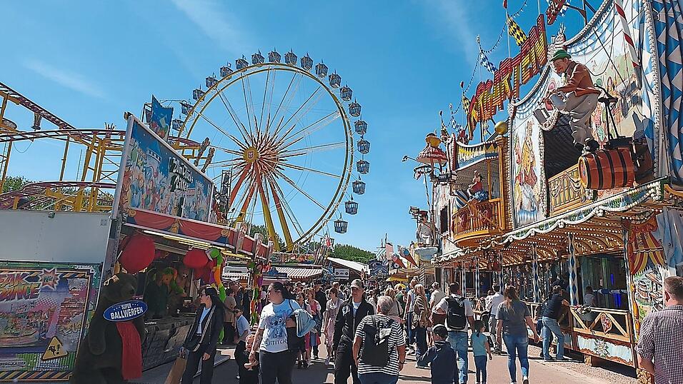 Die Dult war bisher auch dank gutem Wetter gut besucht. Die Dult war bisher auch dank gutem Wetter gut besucht.