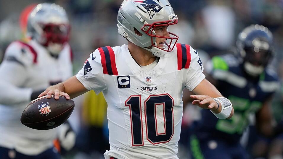 Patriots-Spielmacher Drake Maye erlebte einen Abend zum Vergessen. Patriots-Spielmacher Drake Maye erlebte einen Abend zum Vergessen.