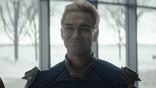 Beinahe unaufhaltsam: Homelander. Beinahe unaufhaltsam: Homelander.