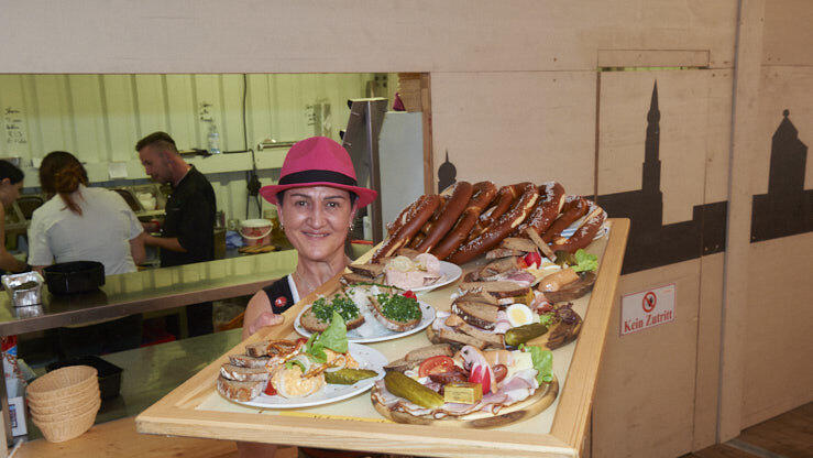 Die Partybilder vom Mittwoch, 13. August, aus dem Festzelt Lechner. Die Partybilder vom Mittwoch, 13. August, aus dem Festzelt Lechner.