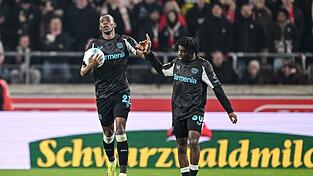Später Jubel: Leverkusen gewinnt in Stuttgart.