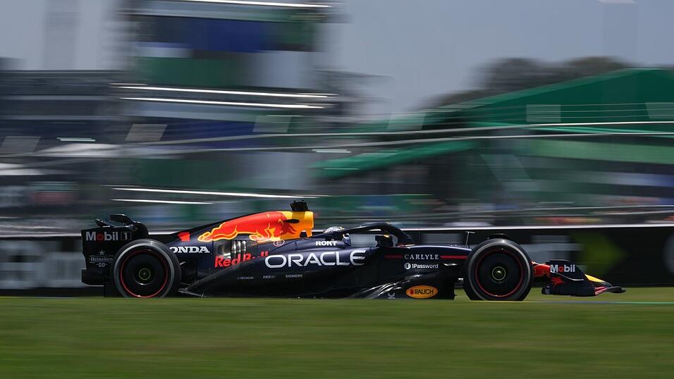 Weltmeister Max Verstappen kam auf dem Kurs in Interlagos nicht zurecht. Weltmeister Max Verstappen kam auf dem Kurs in Interlagos nicht zurecht.