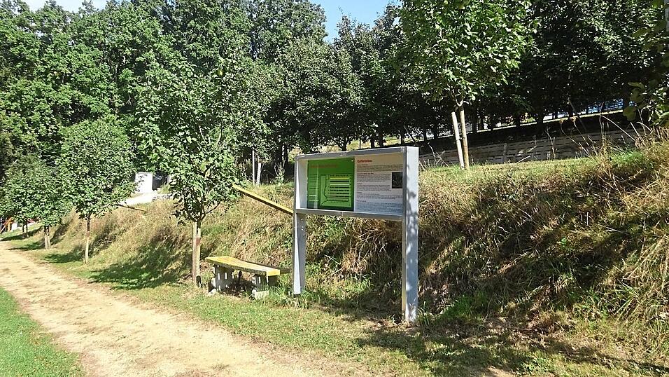 Der Quittenlehrpfad.