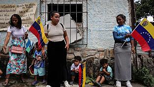 Trotz reicher Bodenschätze wie Erdöl, Gold und seltene Erden herrscht in Venezuela bittere Armut. (Archivbild) Trotz reicher Bodenschätze wie Erdöl, Gold und seltene Erden herrscht in Venezuela bittere Armut. (Archivbild)