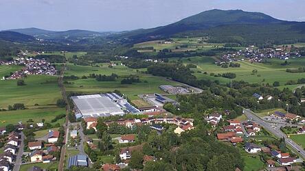 Trotz mehrj&auml;hriger Planungen liegt das Gewerbegebiet weiterhin brach.