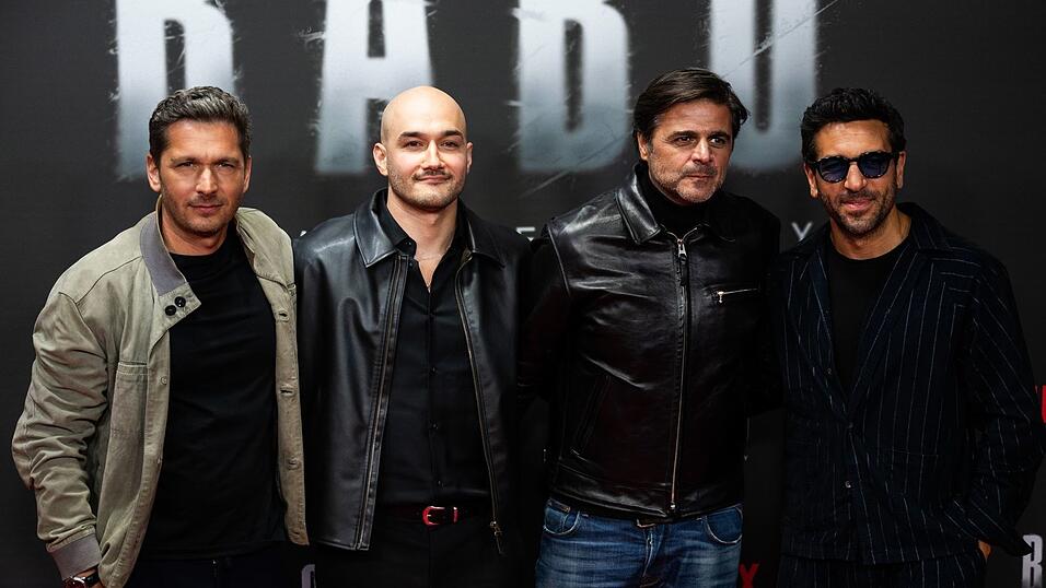 Die Köpfe hinter der Doku (links nach rechts): Pacco-Luca Nitsche, Sinan Sevinç, Juan Moreno und Elyas M'Barek. (Archivbild) Die Köpfe hinter der Doku (links nach rechts): Pacco-Luca Nitsche, Sinan Sevinç, Juan Moreno und Elyas M'Barek. (Archivbild)
