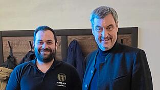 Dimitrios Dikos mit Ministerpr&auml;sident Markus S&ouml;der