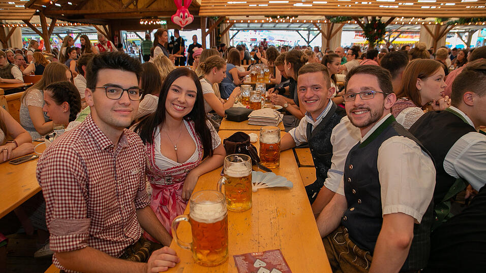 Die Partybilder vom Sonntag, 21. August 2022, aus dem Festzelt Nothaft. 