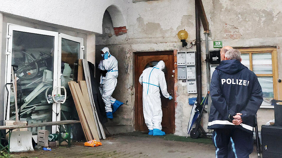 Drei Leichen sind in Zwiesel gefunden worden.
