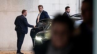 Vizekanzler Lars Klingbeil geh&ouml;rte zu den wichtigsten Teilnehmern des Treffens im Kanzleramt.