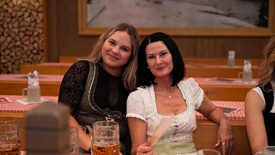 Die Partybilder vom Donnerstag, 13. August, aus dem Festzelt Krönner. Die Partybilder vom Donnerstag, 13. August, aus dem Festzelt Krönner.