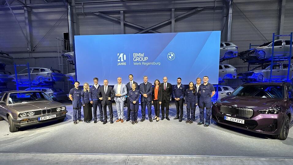 Zahlreiche Vertreter aus Politik und von BMW nahmen an den Festlichkeiten teil. Zahlreiche Vertreter aus Politik und von BMW nahmen an den Festlichkeiten teil.