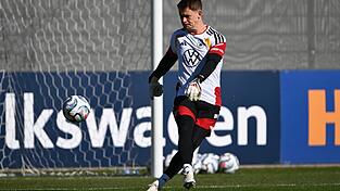 Torwart Alexander Nübel steht wohl vor seinem vierten Länderspieleinsatz. Torwart Alexander Nübel steht wohl vor seinem vierten Länderspieleinsatz.