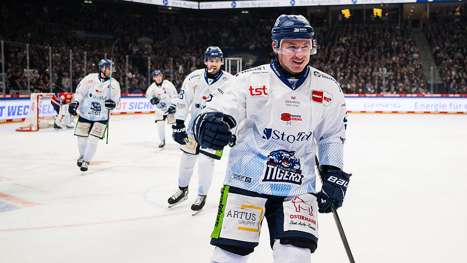 Die Straubing Tigers um Marcel Brandt schwimmen weiterhin auf einer Erfolgswelle.