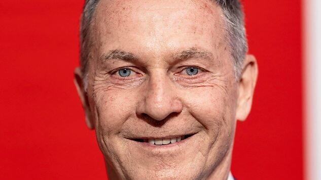 Seit 1982 eng verbunden mit dem SSV Jahn Regensburg: G&uuml;nter H&ouml;dl.