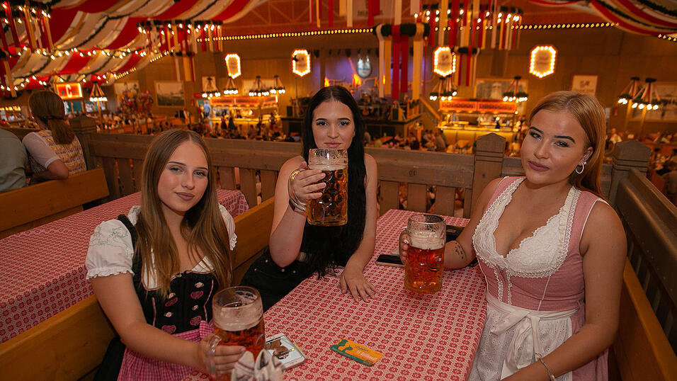 Die Partybilder von Donnerstag, 18. August 2022, aus dem Festzelt Krönner.