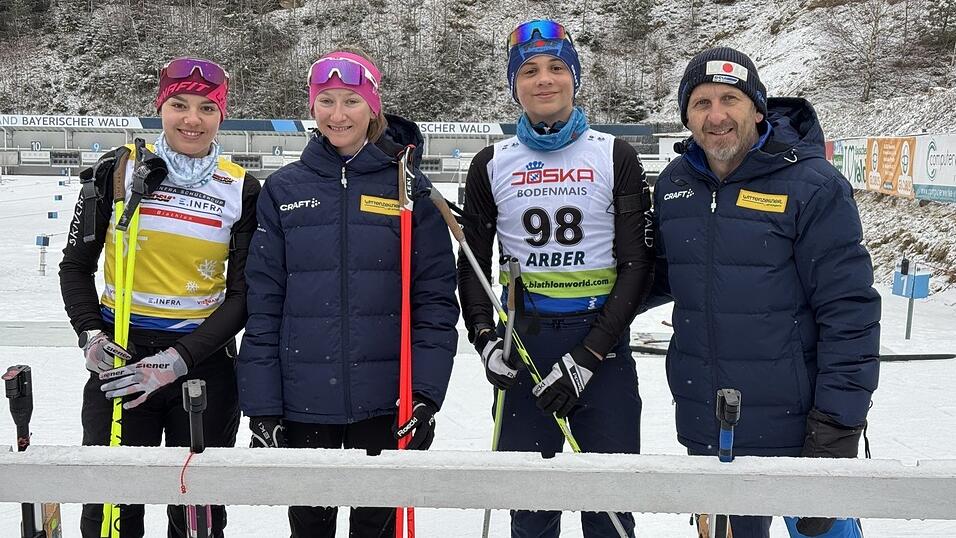 Magdalena Gruber (v.l.), WSV Viechtach, Alina Maier, WSV Eppenschlag, führen die deutsche Pokalwertung an, David Svitil ist derzeit der sechstbeste Schüler in Deutschland. Diese Erfolge verdanken sie Richard Kollmer. Magdalena Gruber (v.l.), WSV Viechtach, Alina Maier, WSV Eppenschlag, führen die deutsche Pokalwertung an, David Svitil ist derzeit der sechstbeste Schüler in Deutschland. Diese Erfolge verdanken sie Richard Kollmer.