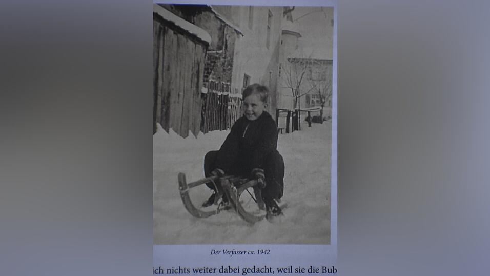 Das Foto zeigt den jungen Franz Xaver ungefähr im Jahr 1942.