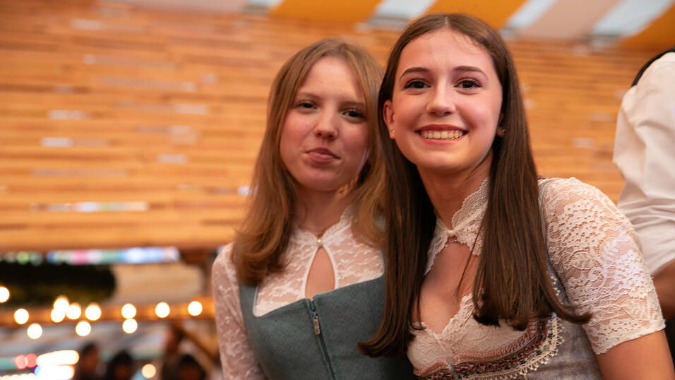 Die Partybilder vom Sonntag, 17. August, aus dem Festzelt Nothaft. Die Partybilder vom Sonntag, 17. August, aus dem Festzelt Nothaft.