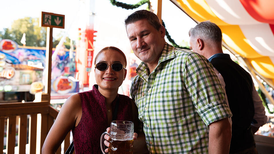 Die Partybilder vom Mittwoch, 12. August, aus dem Festzelt Krönner. Die Partybilder vom Mittwoch, 12. August, aus dem Festzelt Krönner.