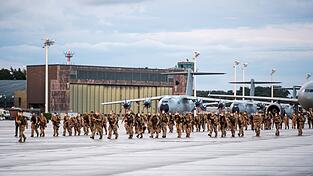 Nach der R&uuml;ckkehr der Bundeswehr aus Afghanisan gibt es den Verdacht, dass einige Soldaten in Kabul Diebst&auml;hle begangen haben k&ouml;nnten. (Archivbild)