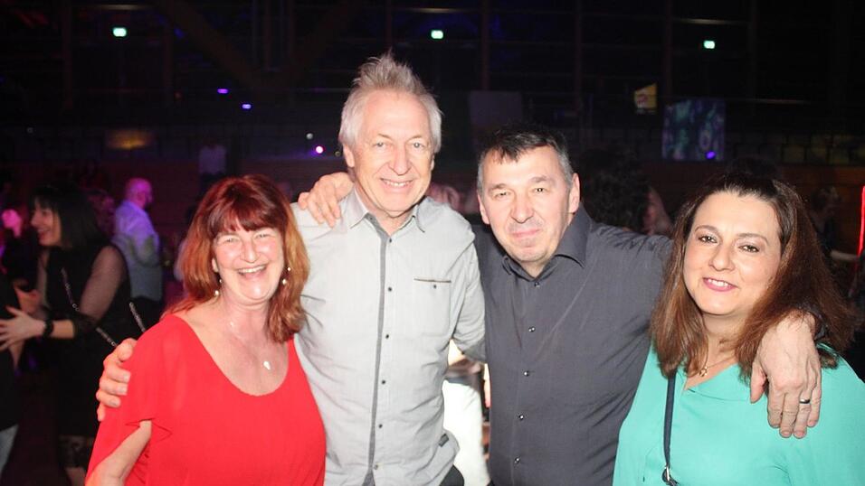 Auf der Eskara &Uuml;30-Party in Essenbach war wieder viel los.