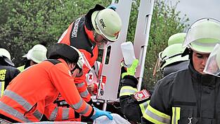 Katastrophenübungen wie am Chamb-Tunnel in Furth im Jahr 2023 helfen, dass sich die Abläufe zwischen dem BRK und den technischen Helfern einspielen. Katastrophenübungen wie am Chamb-Tunnel in Furth im Jahr 2023 helfen, dass sich die Abläufe zwischen dem BRK und den technischen Helfern einspielen.