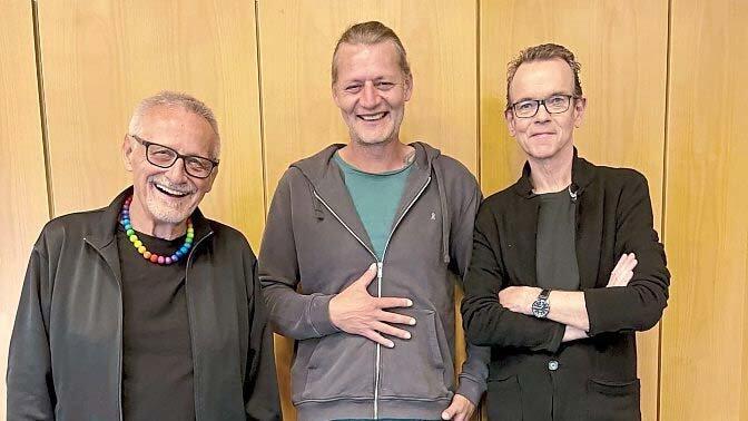 Produziert wurde das Album von Konstantin Weckers (links) Label. Für Christian Maier eine große Ehre. Produziert wurde das Album von Konstantin Weckers (links) Label. Für Christian Maier eine große Ehre.