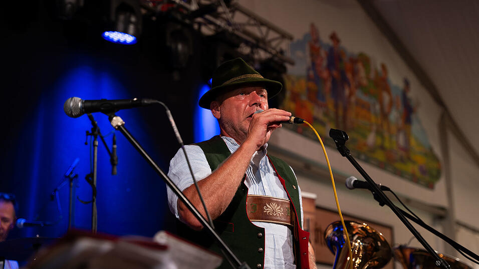 Die Partybilder vom Mittwoch, 12. August, aus dem Festzelt Greindl. Die Partybilder vom Mittwoch, 12. August, aus dem Festzelt Greindl.