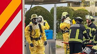 Das Umweltministerium transportierte das Fl&auml;schchen ab.