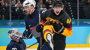 Jubel im Nationaltrikot bei Olympia, Rückschlag in der NHL: Stürmer Joshua Samanski. (Archiv) Jubel im Nationaltrikot bei Olympia, Rückschlag in der NHL: Stürmer Joshua Samanski. (Archiv)
