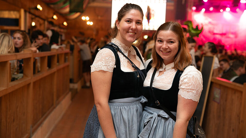 Die Partybilder vom Samstag, 16. August, aus dem Festzelt Weckmann. Die Partybilder vom Samstag, 16. August, aus dem Festzelt Weckmann.