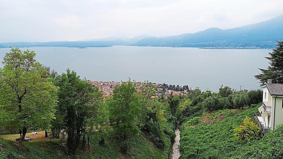 Immer noch eines der beliebtesten Ziele im Sommer: der Mittelmeerraum. Italien zieht jedes Jahr viele Urlauber an, doch mittlerweile werden auch dort die Lebenshaltungskosten teurer.