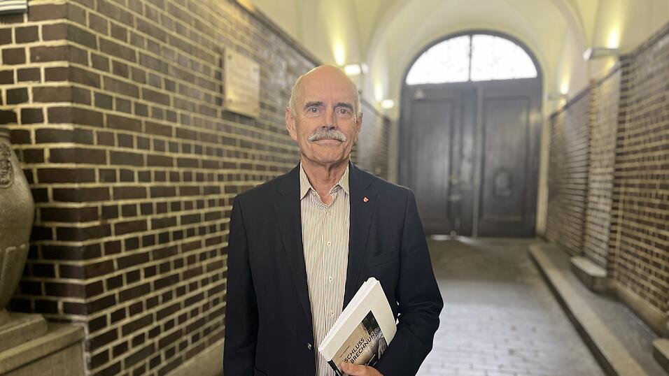 Hans Schaidinger war von 1996 bis 2014 Oberbürgermeister von Regensburg. Der QR-Code führt zum idowa-Podcast 'Die Akte Schaidinger' auf Spotify. Hans Schaidinger war von 1996 bis 2014 Oberbürgermeister von Regensburg. Der QR-Code führt zum idowa-Podcast 'Die Akte Schaidinger' auf Spotify.