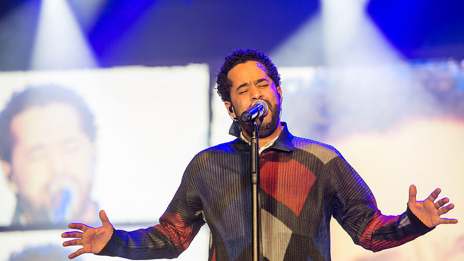 Der letzte Gig des Abends am Samstag: Adel Tawil. Foto: Mathias Adam