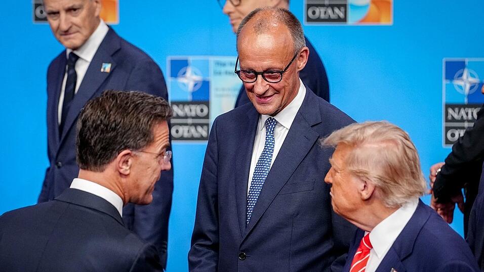 Mark Rutte versteht sich mit US-Pr&auml;sident Donald Trump, aber auch mit Kanzler Friedrich Merz. (Archivbild)