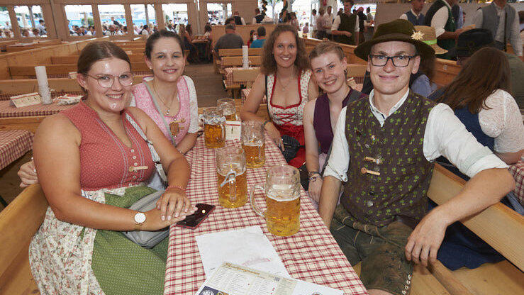 Die Partybilder vom Samstag, 10. August 2024, aus dem Festzelt Lechner. Die Partybilder vom Samstag, 10. August 2024, aus dem Festzelt Lechner.