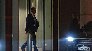 Zum ersten Mal seit den Reformbeschlüssen im Juli trafen sich die Spitzen von Union und SPD im Koalitionsausschuss. Zum ersten Mal seit den Reformbeschlüssen im Juli trafen sich die Spitzen von Union und SPD im Koalitionsausschuss.