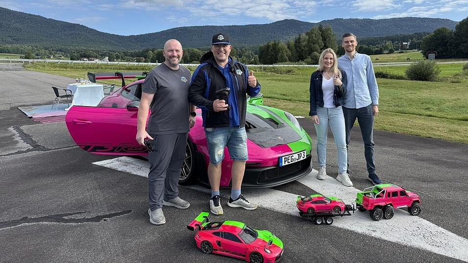 Die Brüder Robert und Andreas Janich, Influencerin und „Quattro Queen“ Jenny Porst und Niklas Kelterer. Die Brüder Robert und Andreas Janich, Influencerin und „Quattro Queen“ Jenny Porst und Niklas Kelterer.