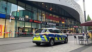 Die Drohmails lösten große Polizeieinsätze aus - etwa im Mai 2024 in Essen. (Archivbild)