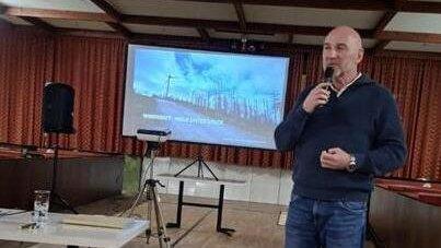 Thomas Wechs zeigte m&ouml;gliche Probleme bei der Windkraft auf.
