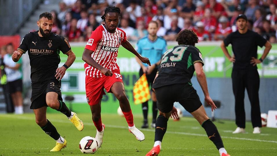 Ab durch die Mitte: Freiburgs Jordy Makengo.