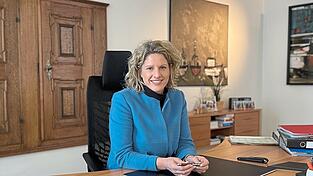 Schon 2020 wollte Astrid Freudenstein f&uuml;r die CSU das Rathaus zur&uuml;ckerobern. In der Stichwahl scheiterte sie knapp gegen Gertrud Maltz-Schwarzfischer (SPD). Bei der bevorstehenden Kommunalwahl am 8. M&auml;rz tritt sie nun erneut an.