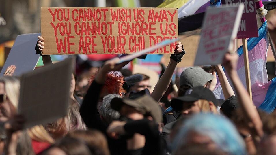 In Großbritannien kam es nach dem Urteil des obersten Gerichts zu Protesten. (Archivbild) In Großbritannien kam es nach dem Urteil des obersten Gerichts zu Protesten. (Archivbild)